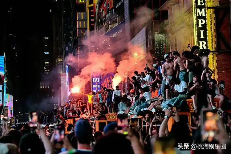 纽约狂欢震撼全球：数千万人见证体育盛宴，中国健儿蓄势待发