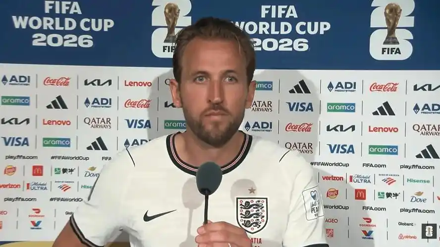 凯恩羡慕姆巴佩哈兰德？拜仁神锋转会传闻再起，英超豪门虎视眈眈